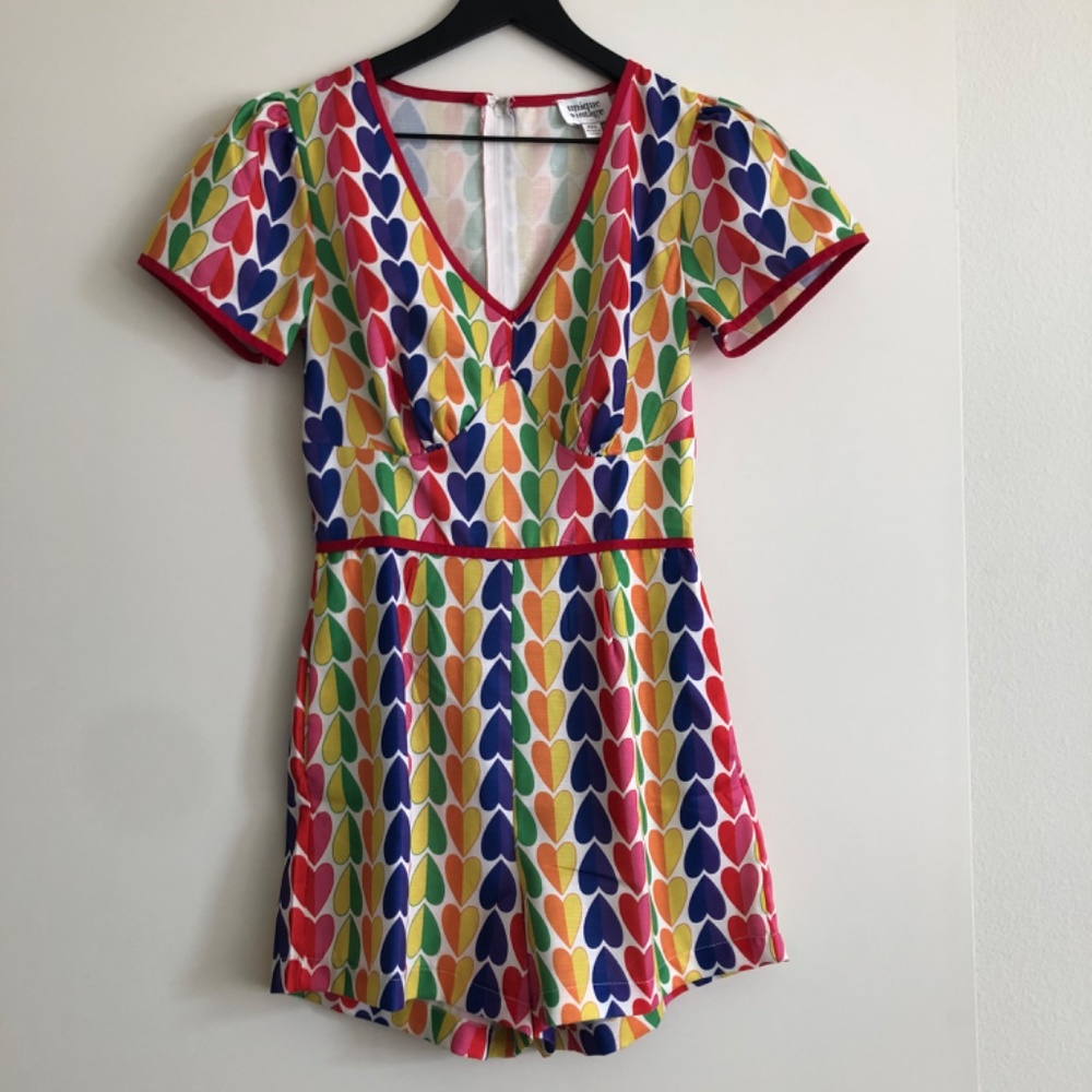 Unique Vintage Rainbow Heart Romper, NWT - Picture 6 of 13